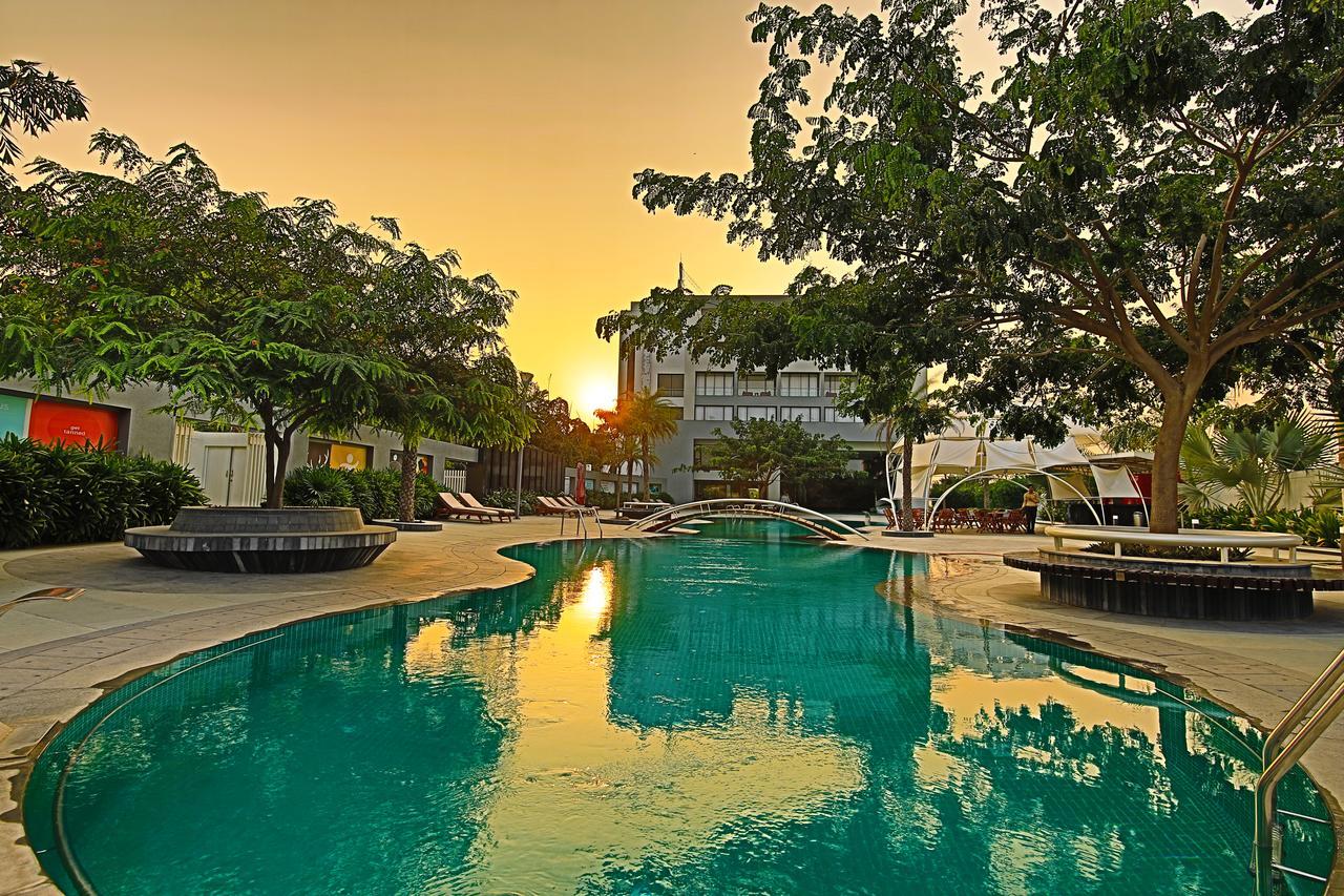 The Emerald Club ,Rádzskot Kültér fotó